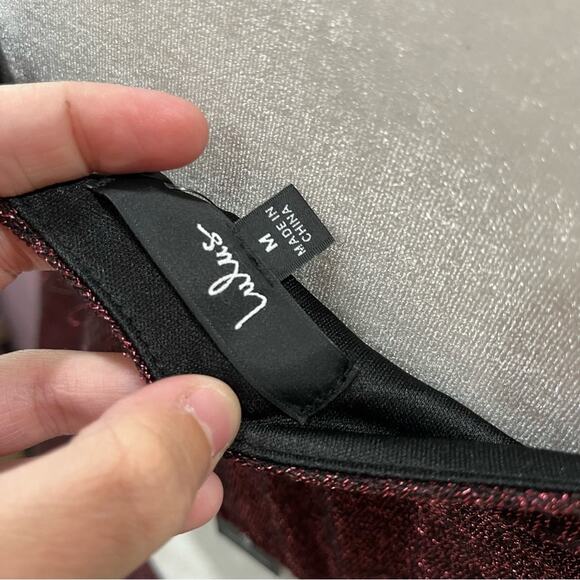 New! Lulu’s SPARKS OF LOVE CUTOUT LONG SLEEVE MIDI DRESS Burgundy Medium - Picture 6 of 8